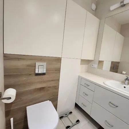 Apartment Chopin Airport *