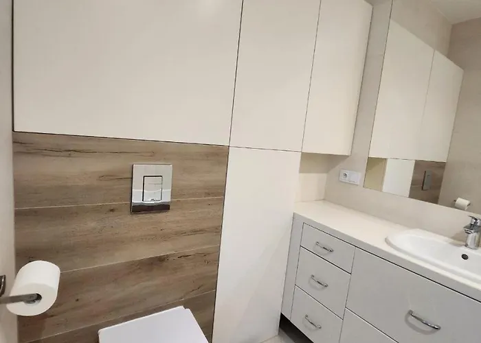 Διαμέρισμα Chopin Airport *